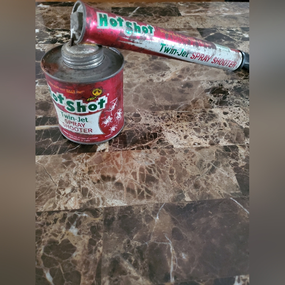 Twin-Jet Spray Shooter - Red